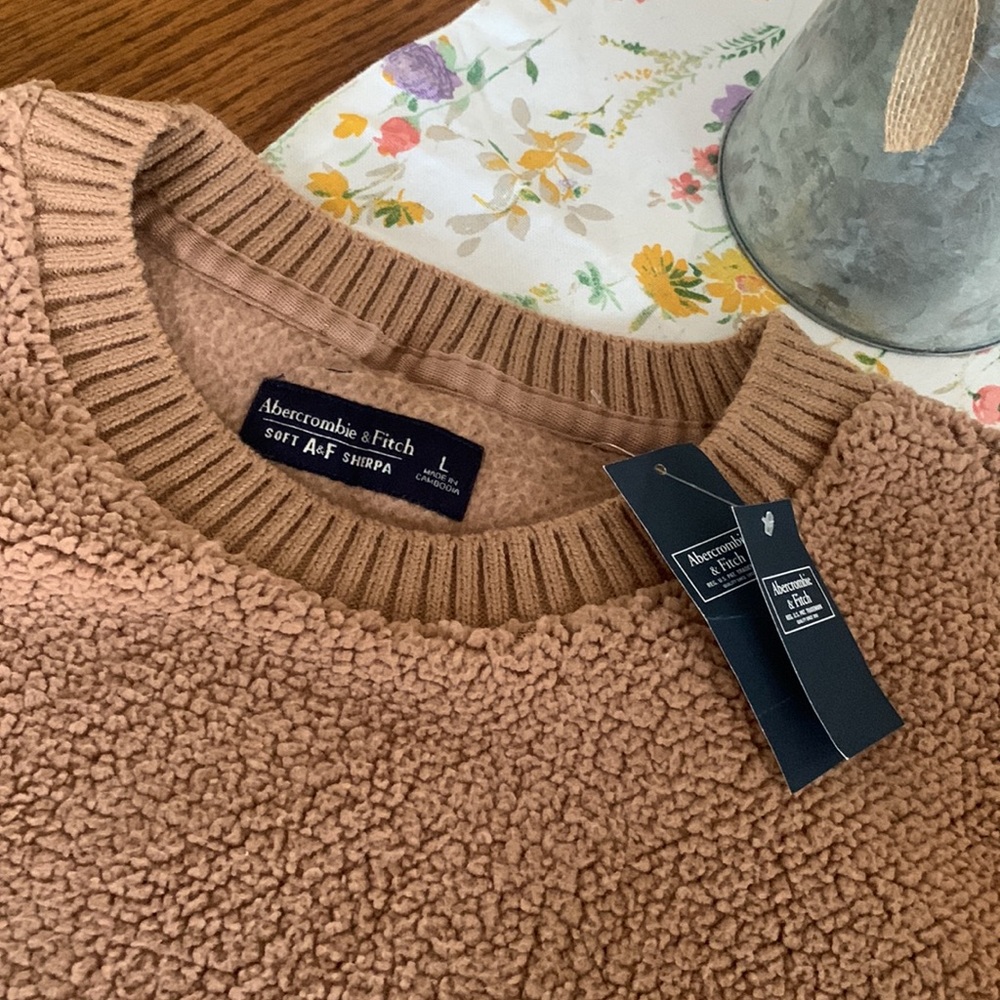 Abercrombie & Fitch Soft Sherpa , New With Tags ,… - image 2